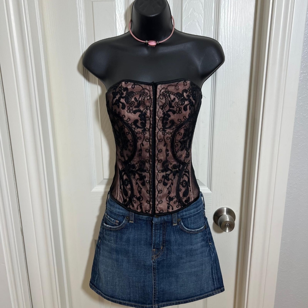 Vintage Y2K Charlotte Russe Lace Corset